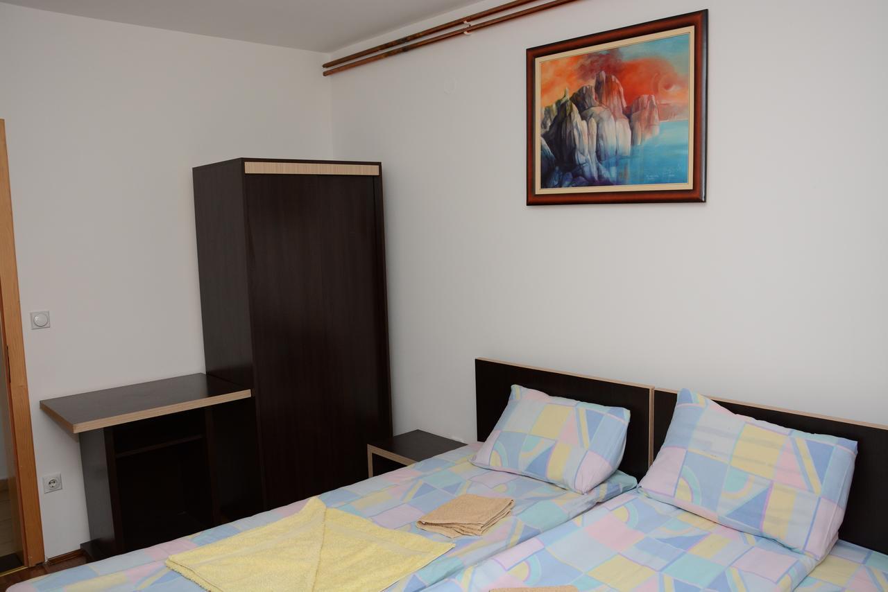 Mm Narcis Bed and Breakfast Vlasina Rid Exteriör bild