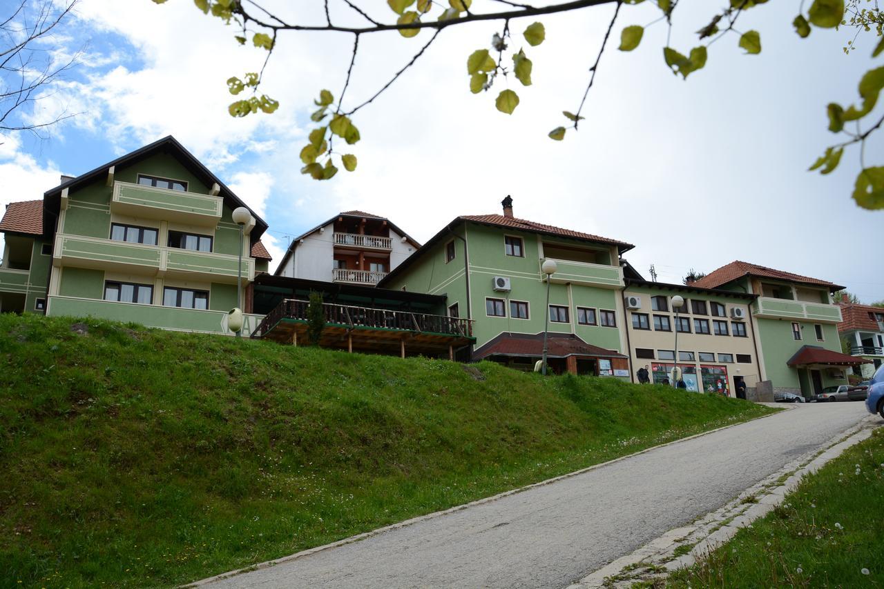 Mm Narcis Bed and Breakfast Vlasina Rid Exteriör bild