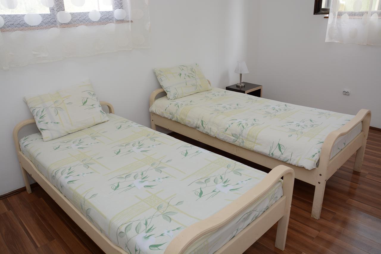Mm Narcis Bed and Breakfast Vlasina Rid Exteriör bild