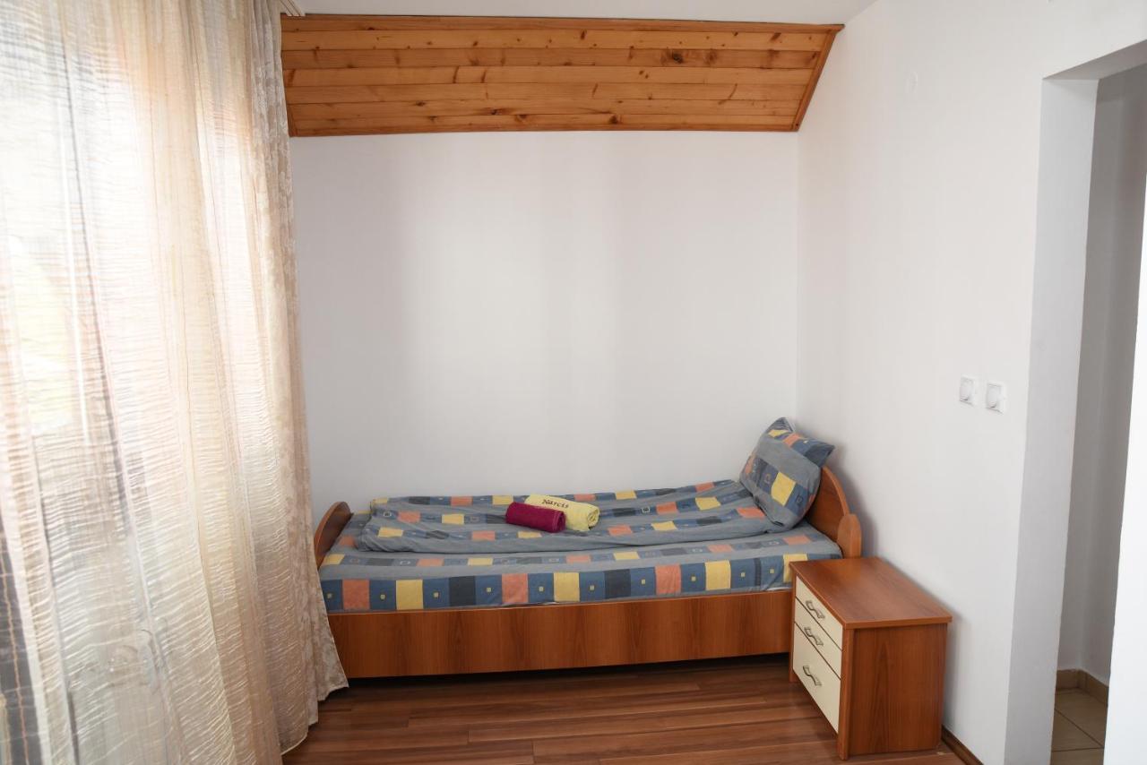 Mm Narcis Bed and Breakfast Vlasina Rid Exteriör bild