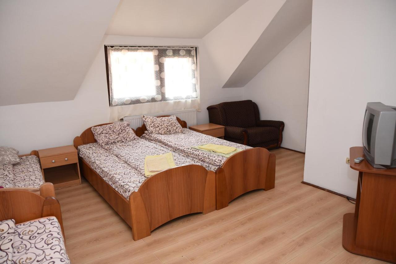 Mm Narcis Bed and Breakfast Vlasina Rid Exteriör bild