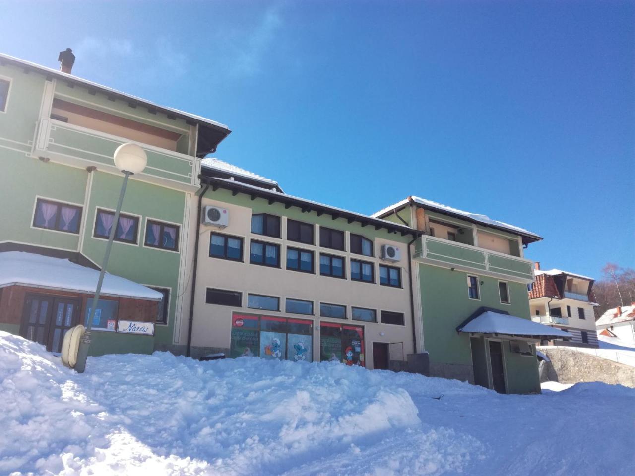 Mm Narcis Bed and Breakfast Vlasina Rid Exteriör bild